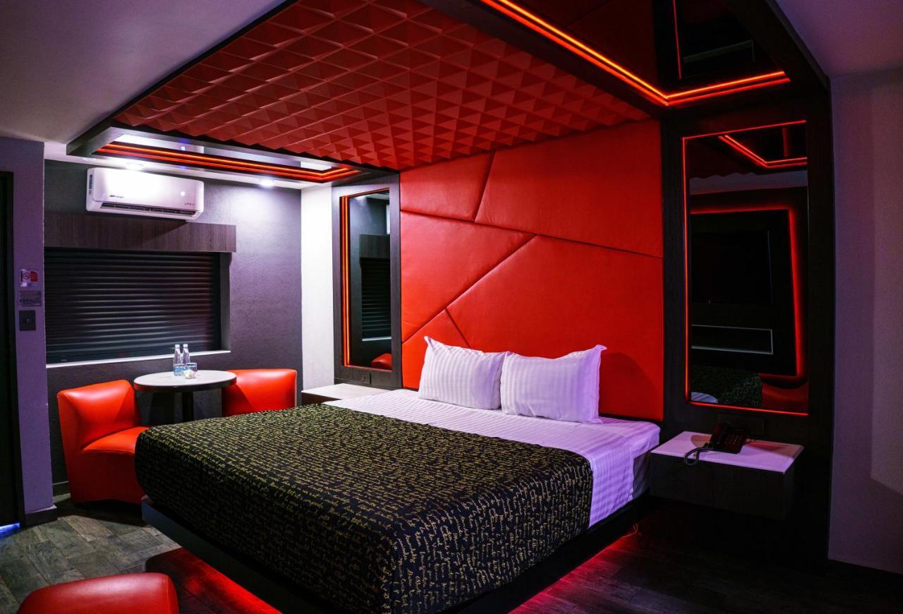 Hotel Passion Secrets Villas And Suites 톨루카 외부 사진